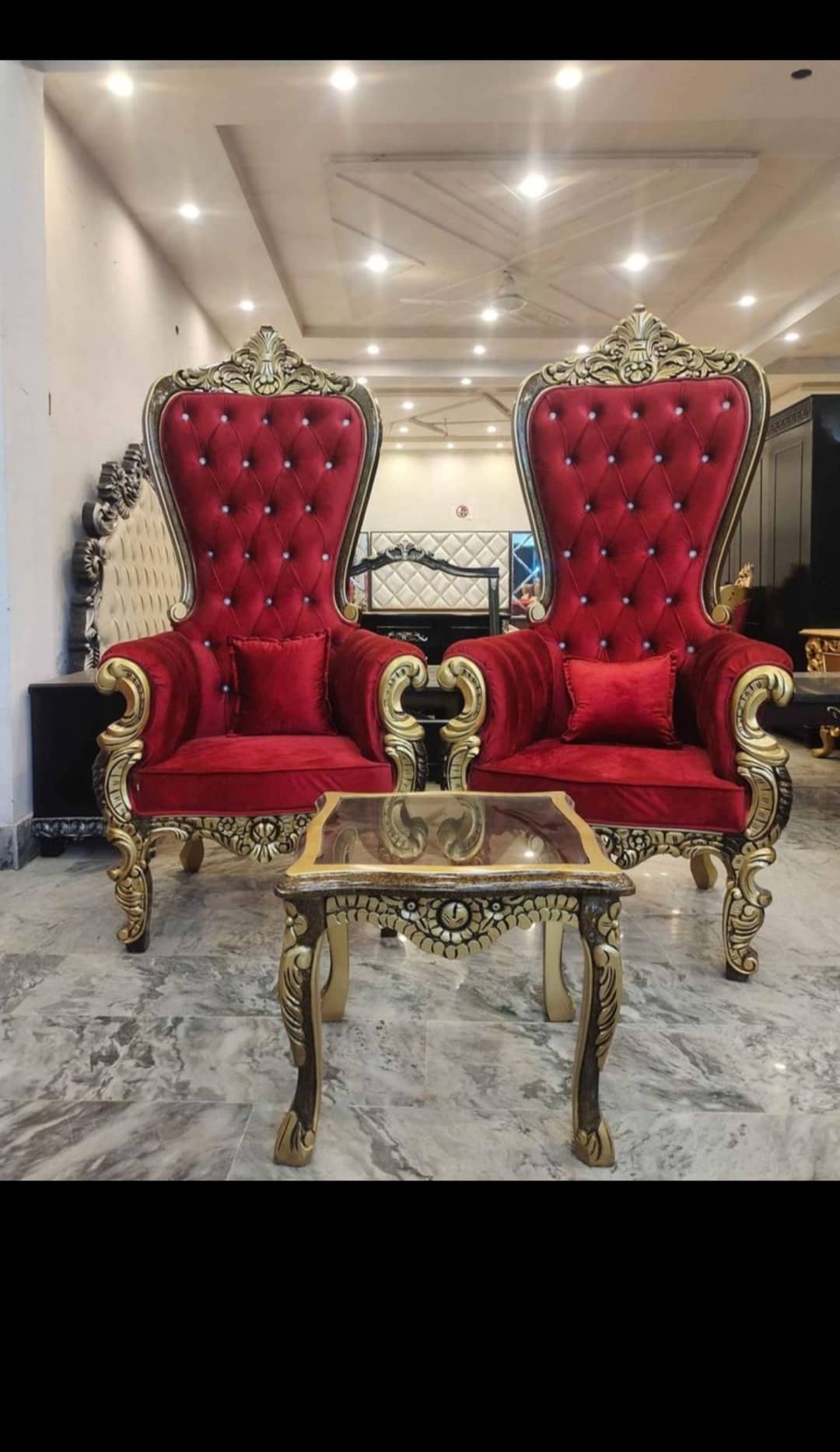 Yakrofa Style bedroom set