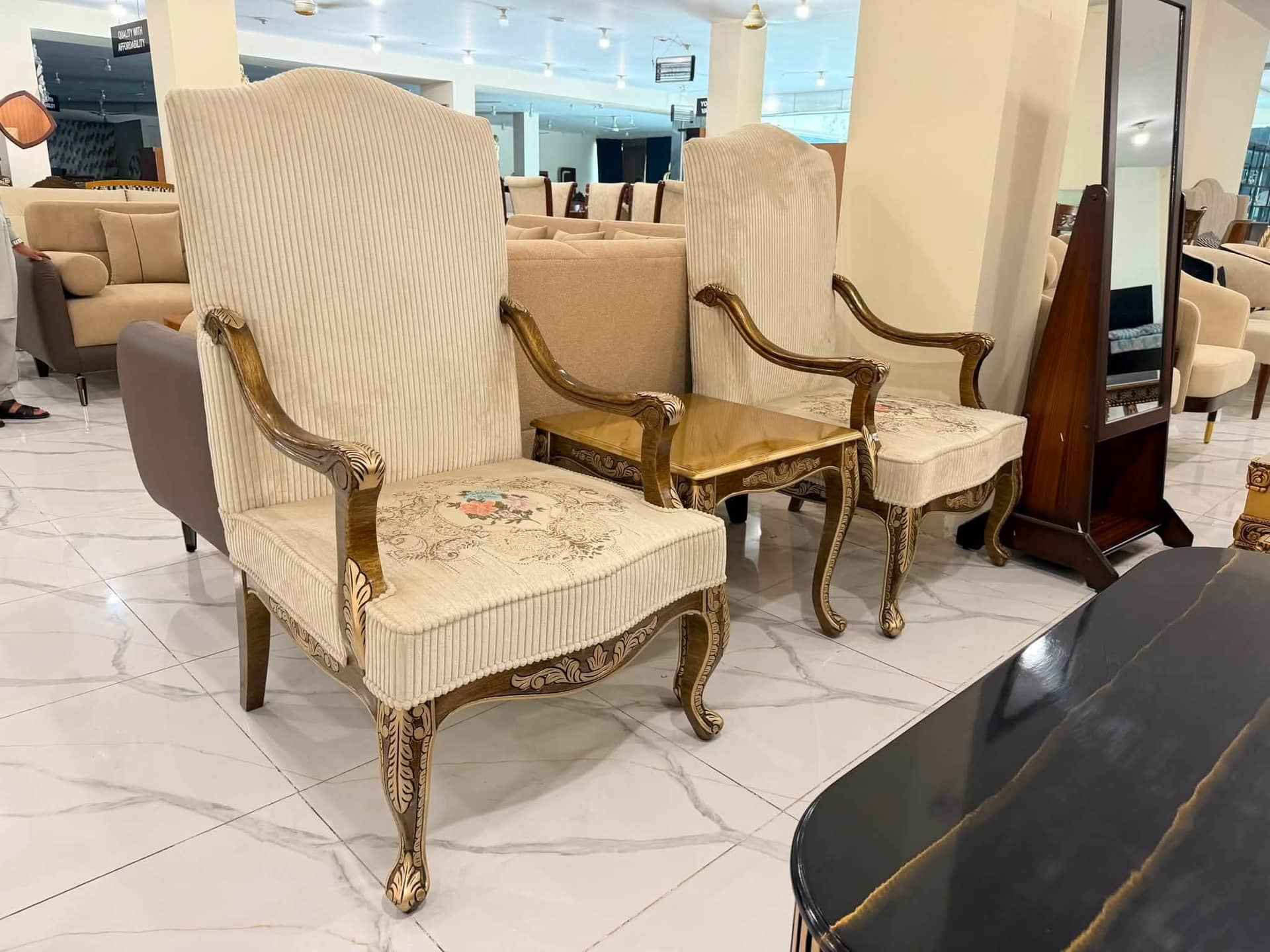Victorian shape bedroom set — Bedroom Chairs | Alfalah Furniture Rawalpindi